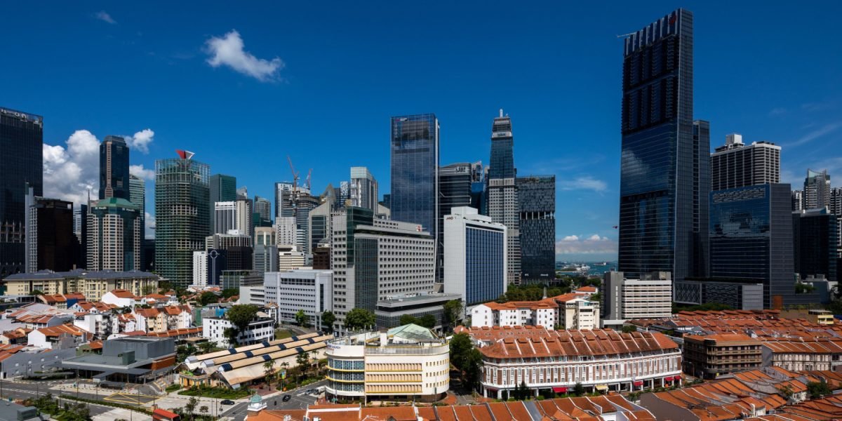 decentralised-office-rents-fall-as-firms-relocate-to-cbd:-jll