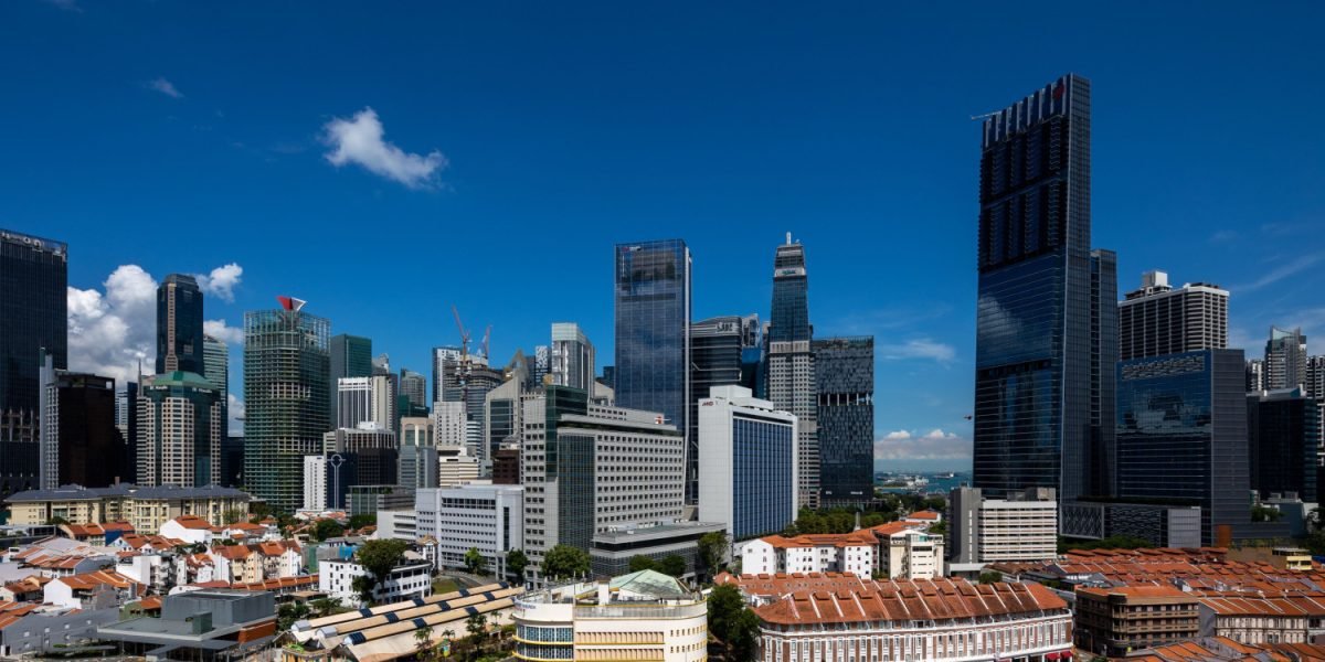 cbd-office-rents-inch-upwards-as-renewals,-flight-to-quality-drive-leasing-activity-in-2q2025